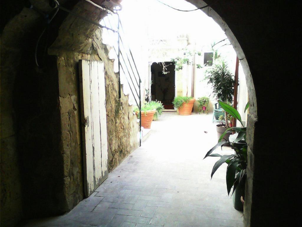 Lungomare Elio Vittorini Villa Syracuse Exterior photo